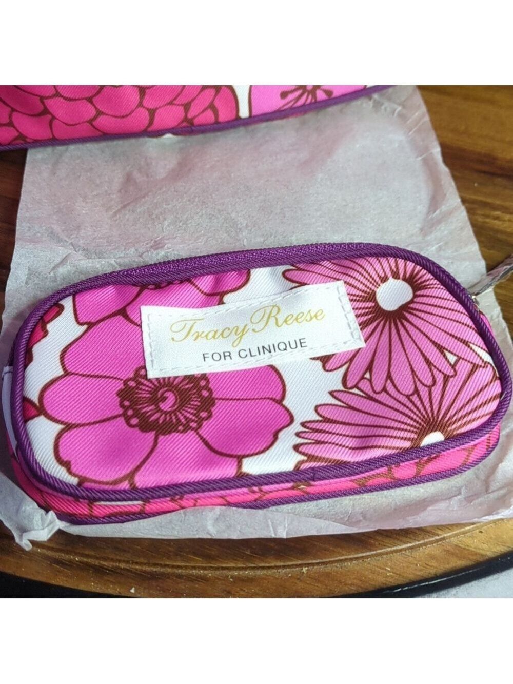 new Clinique Makeup bags set - Picture 2 of 3